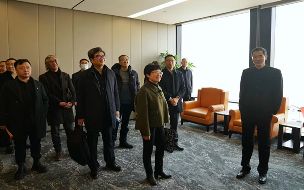 參觀煒衡所_副本.jpg